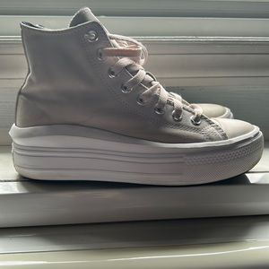 Converse - Chuck Taylor All Star Move Platform